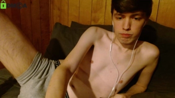 Heyitsyourboy  06-11-2021 video DEEPTHROAT